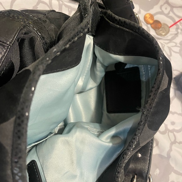 Coach purse - Picture 3 of 8